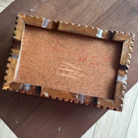 RARE FIND!! GORGEOUS vintage tissue holder box in excellent condition - Picture 7 of 7